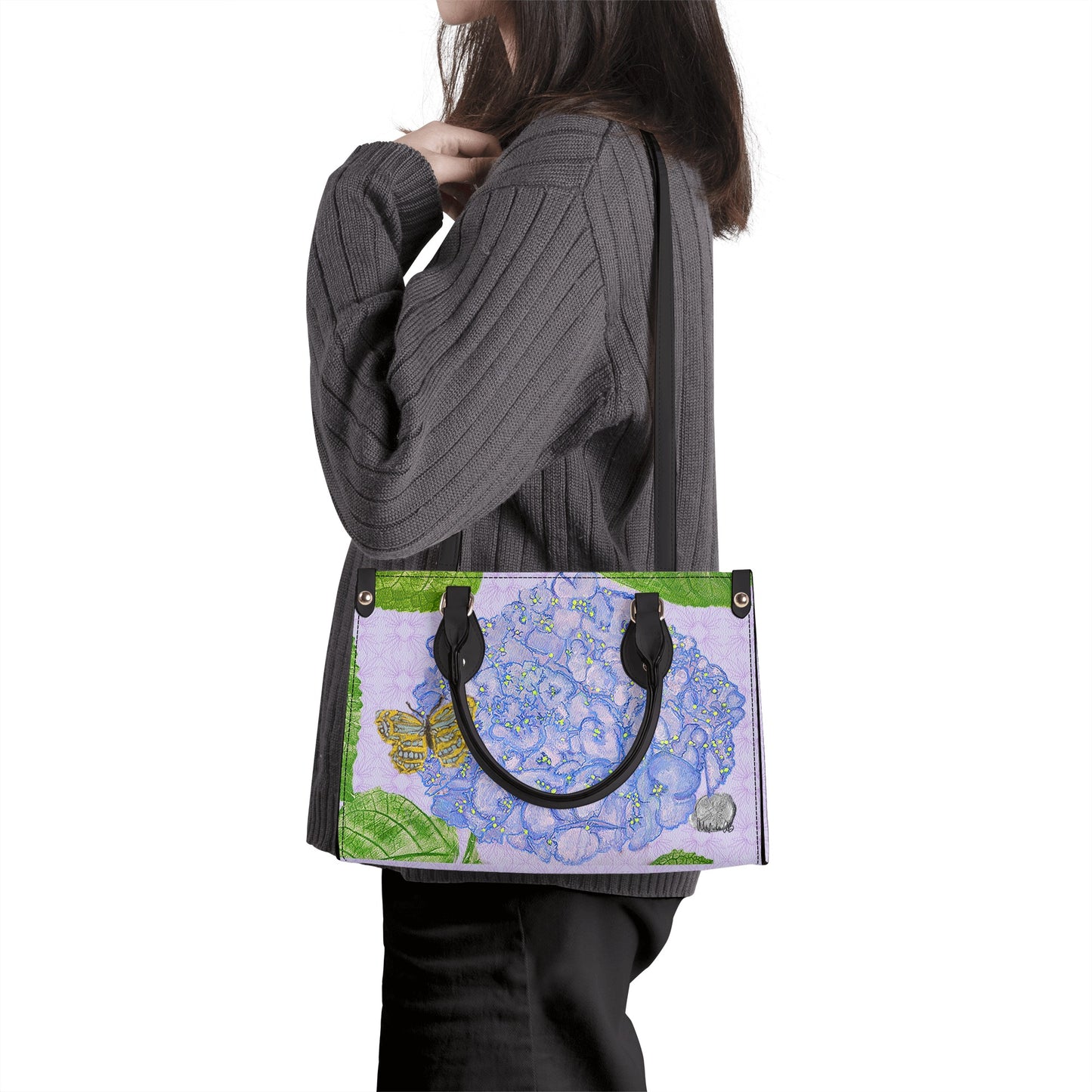 Blue Hydrangea on Light Orchid Quatrefoil Handbag