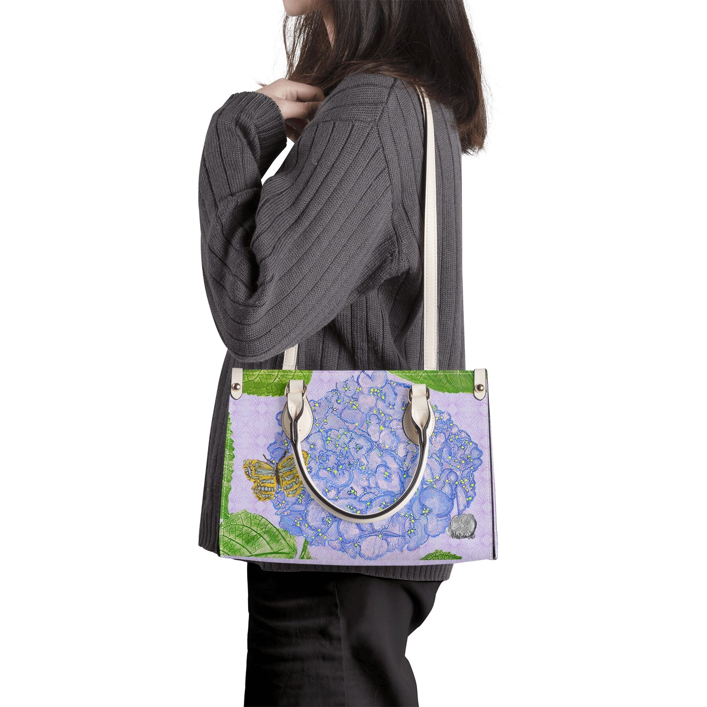 Blue Hydrangea on Light Orchid Quatrefoil Handbag