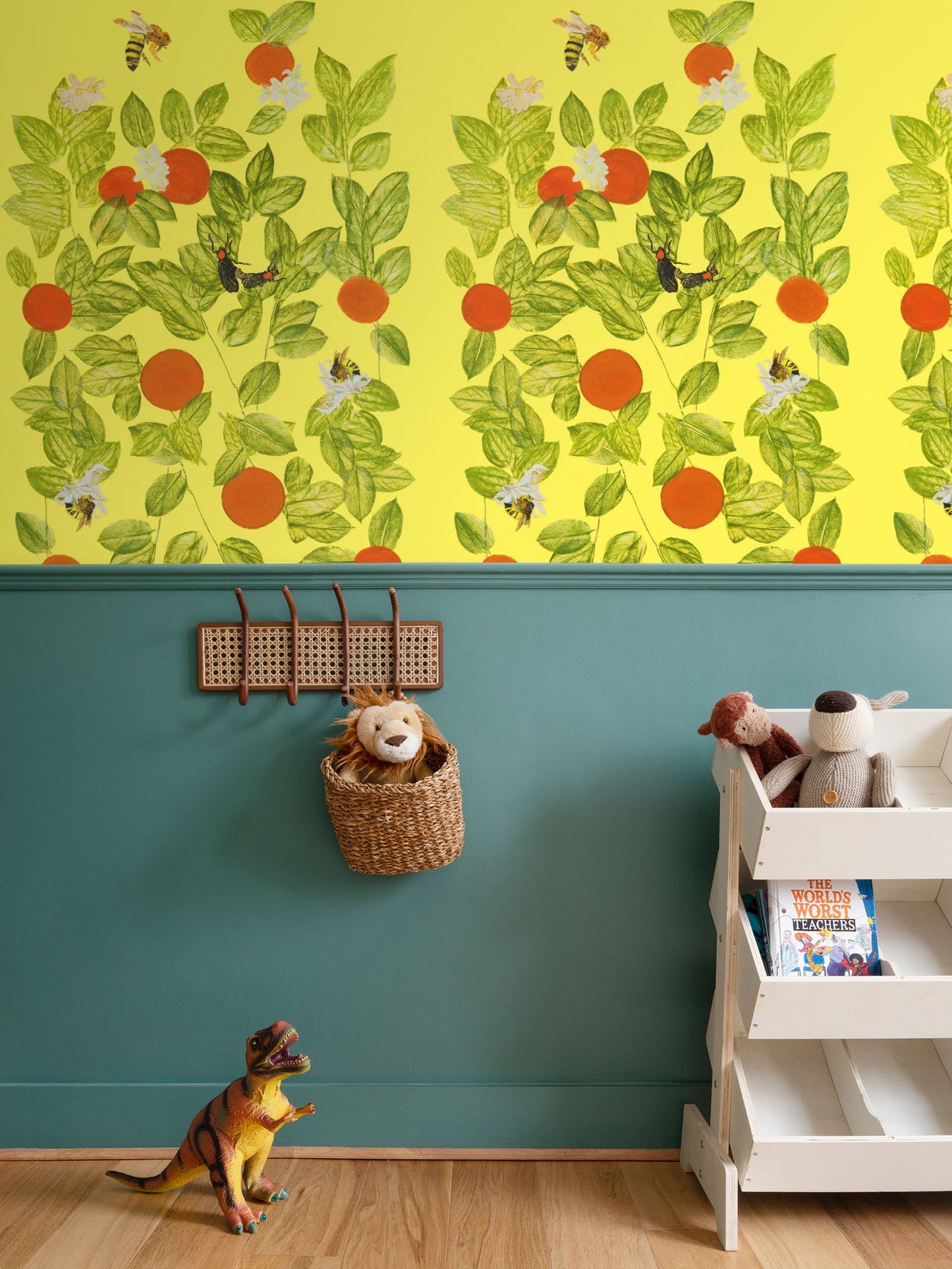 Citrus with Bees and Lovebugs on Lemon Chiffon Wallpaper