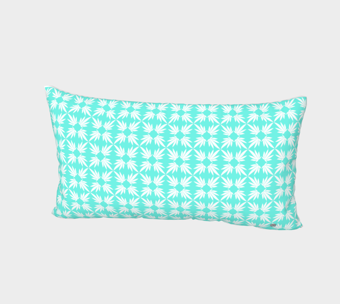 Quatrefoil Pillowcase in Pool Blue
