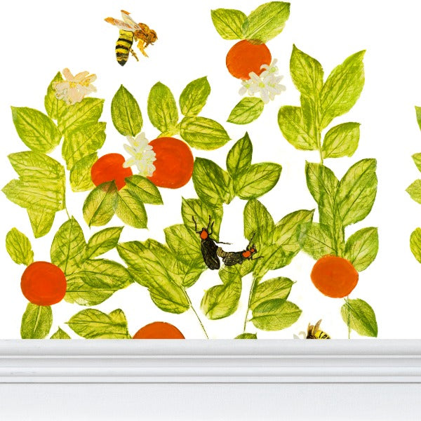 Citrus with Bees and Lovebugs on Blanc Wallpaper